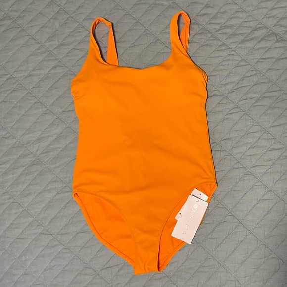 Athleta Other - Athleta Cloudbreak Scoop One Piece